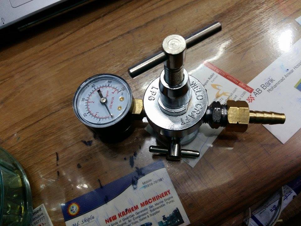 LPG GAS REGULATOR